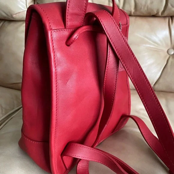 SALE! Authentic Coach Leather Turnlock Daypack Backpack Bag Nickel Hardware - Picture 7 of 15